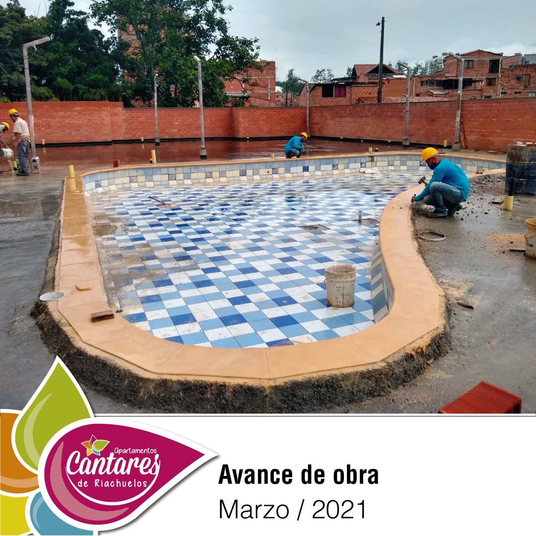 Piscina Cantares Avance Piscina